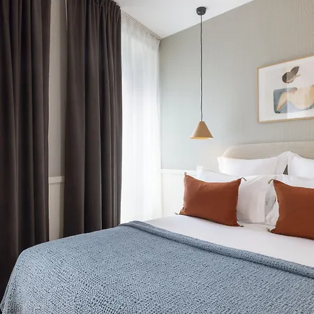 Le Petit Oberkampf & Hotel Paris