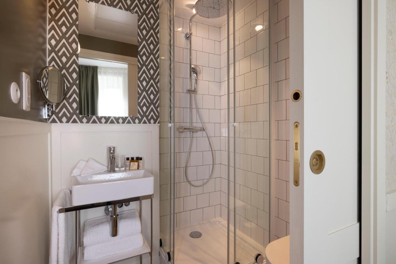 Le Petit Oberkampf & Hotel 4*