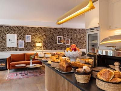 Le Petit Oberkampf & Hotel