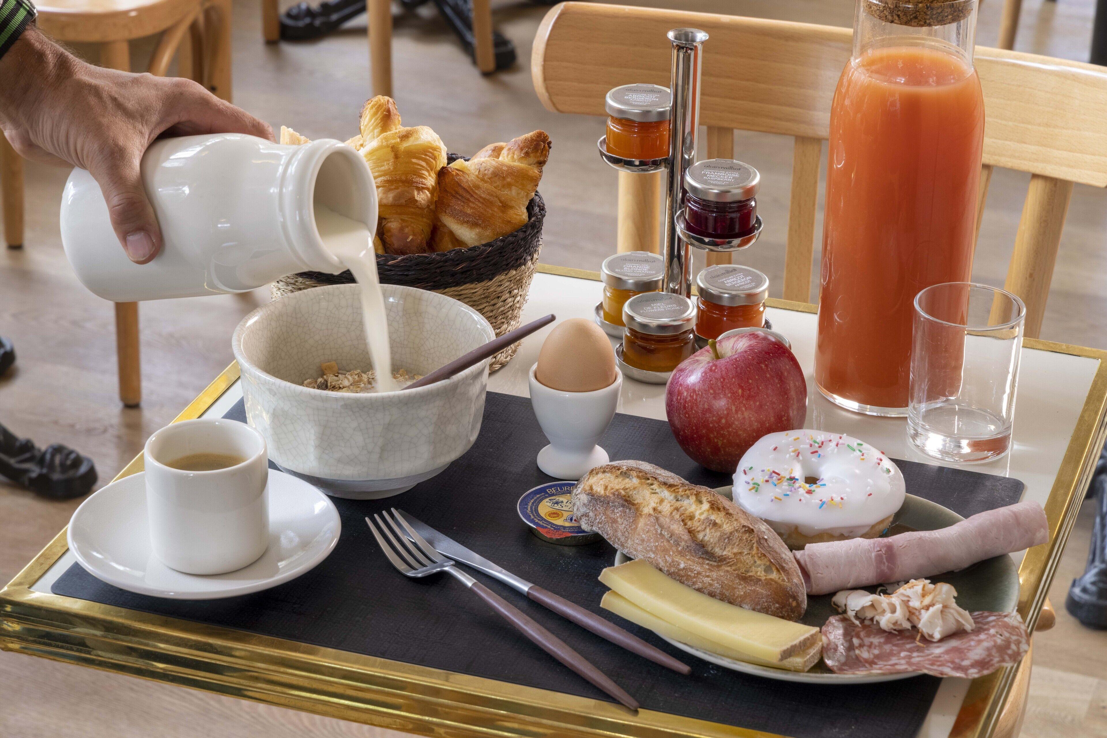 Le Petit Oberkampf & 4* Paris